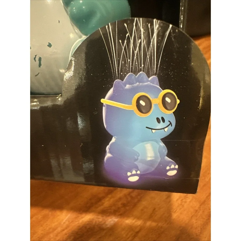 Novelty LED Light Sprinkler Dino Lawn Water‎ Fun Sprinkler Dinosaur Sunglasses